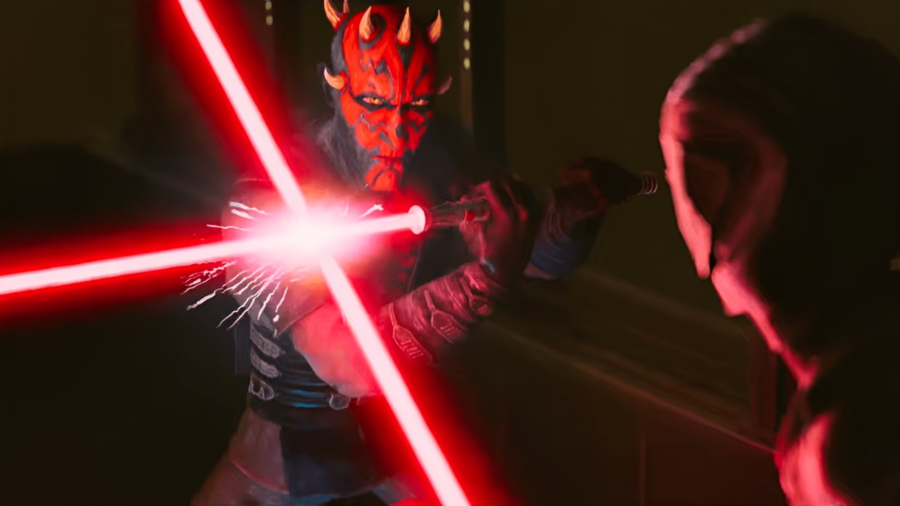 マロックとライトセーバーで闘うモール